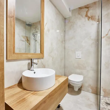 Apartamento Th 201 F3 Spacieux 1 à 5 Personnes Au 2ème étage